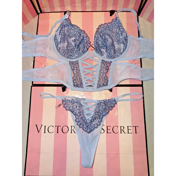 Victoria's Secret Other - Victorias Secret Bra Top Corset Clubbing Top & Thong Blue Paisley Medium (DD)